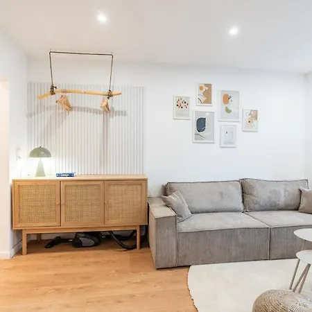 Gemuetliche In Top-lage Von Fuer 4 Personen * Brema